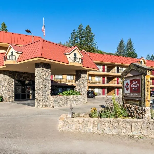 普乐思优胜美地中途站贝斯特韦斯特酒店，位于马里波萨的酒店
