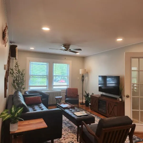 Backyard Bliss in the White Mountains, ξενοδοχείο σε Λίνκολν