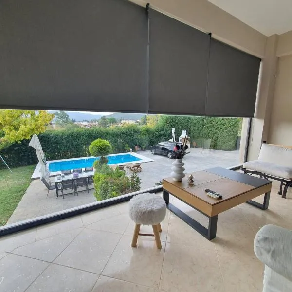Villa Constangie, hotel v destinaci Marathón