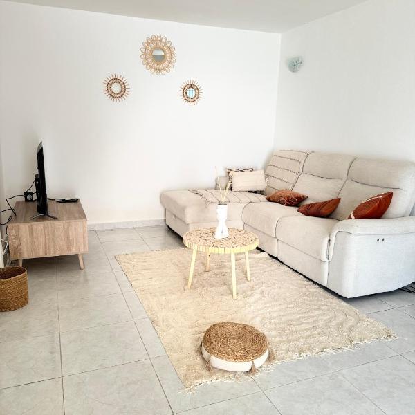 Charmant appartement Avorbam près de Bâti plus, Libreville