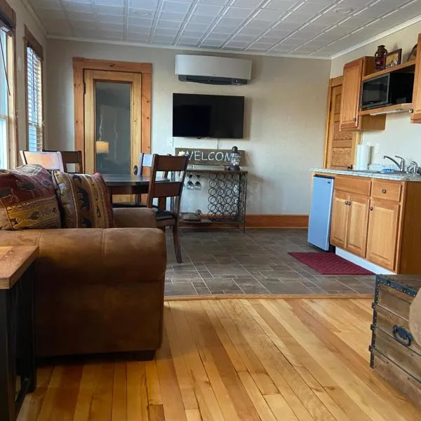 Tavern - Country Suite, Hotel in Newport