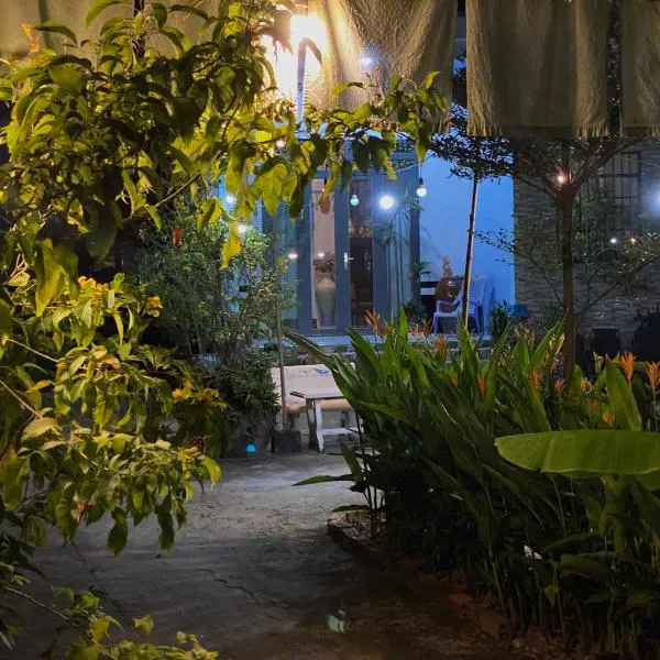 PHẠM Homestay Ca Mau, ξενοδοχείο σε Thới Bình