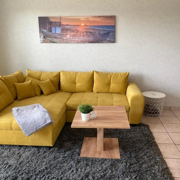 Ferienwohnung - Monteurwohnung Büren, khách sạn ở Büren