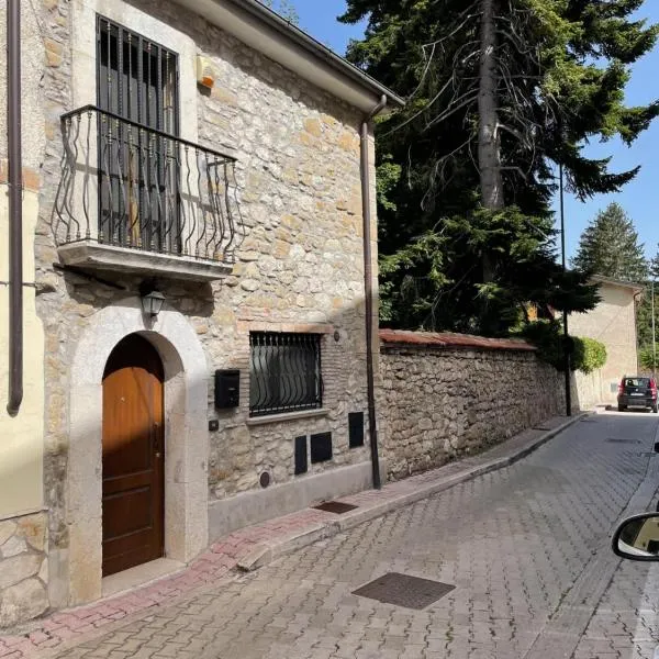 18th Century Samnium Stone Residence, hotel v destinaci Alfedena
