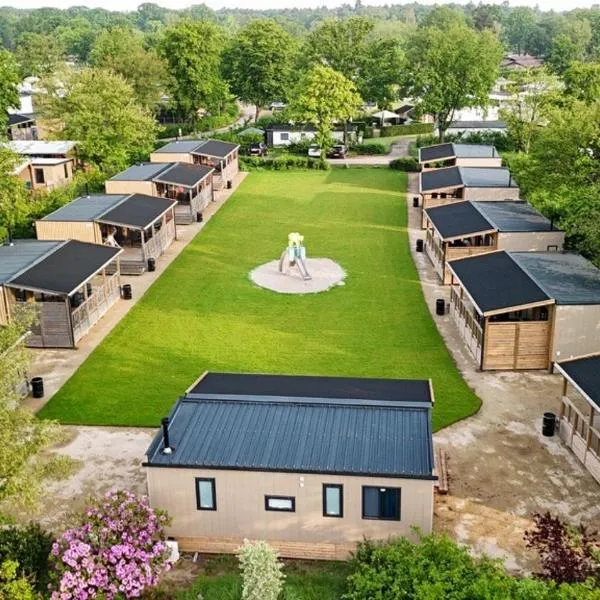 Estivo Premium Mobile homes on Holidaypark TerSpegelt, hotell sihtkohas Eersel
