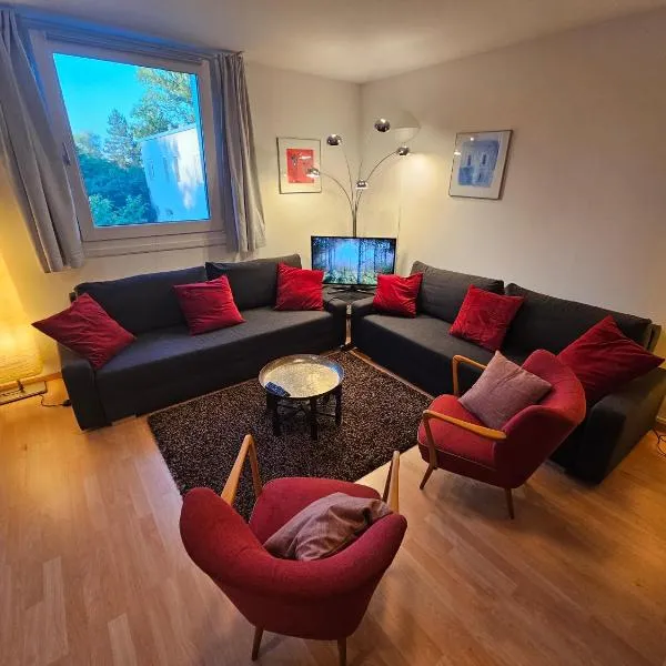 Yuki's Place - UN-VIC, Danube Beach and Subway near to Downtown Vienna, ξενοδοχείο στη Βιέννη