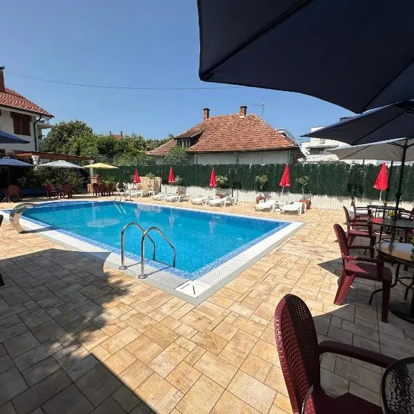 Smeštaj TEA sa dva bazena i besplatan parking, hotel a Vrnjačka Banja
