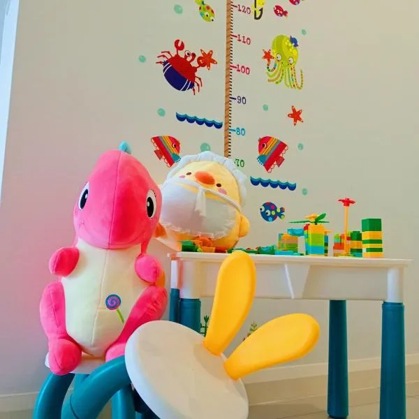 Legoland walk 3min D'Pristine Rejoice Suite 2B2R 8pax Lakeview, hôtel à Nusajaya