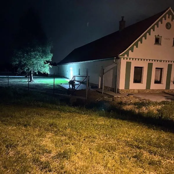 Chalupa Dubné-Křenovice4, ξενοδοχείο στο Τσέσκε Μπουντεγιόβιτσε