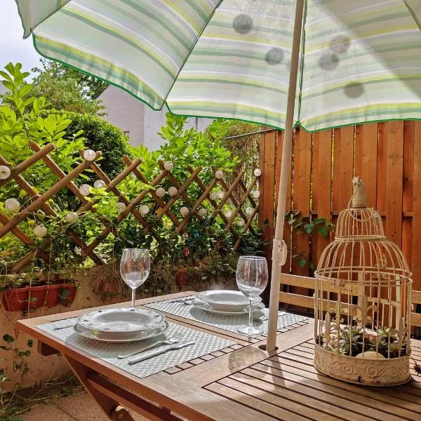 Green City Apartment Budapest - FREE GARAGE, AC, BALCONY, WI-FI, hotel en Budapest