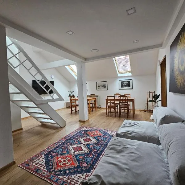 Leopold Chillout Hostel, hotel in Sarajevo