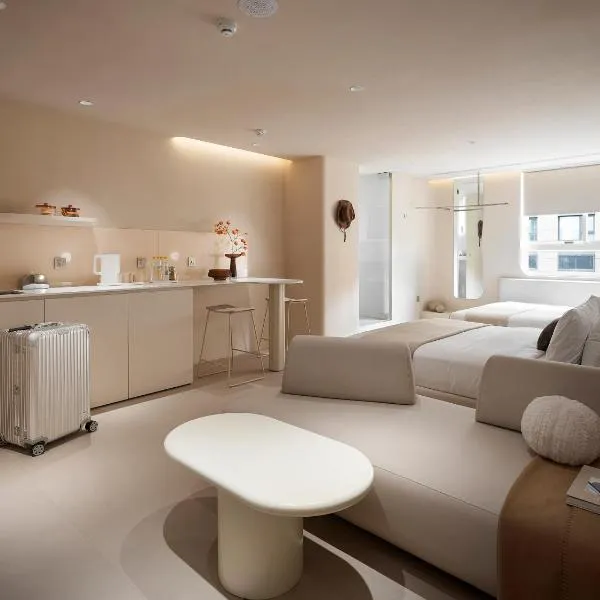 Lore Hotel, hotel in Taipei