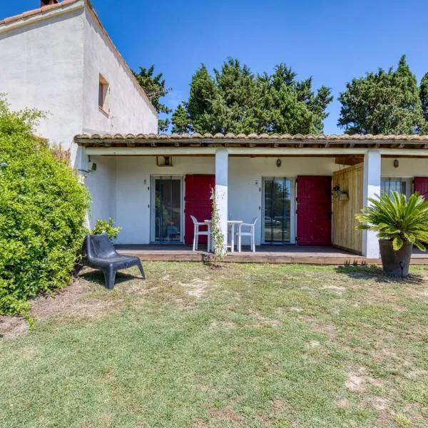 Mas des Cypres - Mazet 7, hotel en Saintes-Maries-de-la-Mer