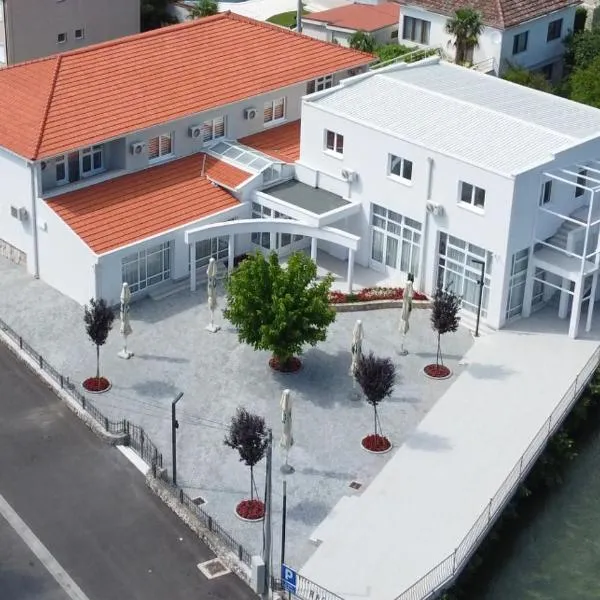 Ragusa Villa, hotel em Stolac