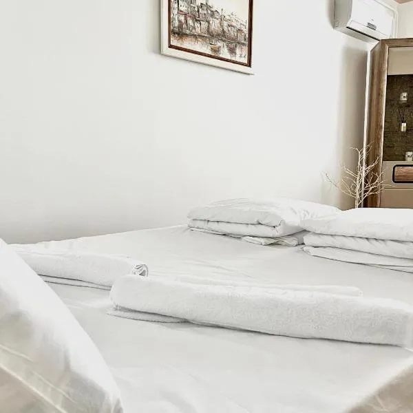 Lumo, hotel sa Niš
