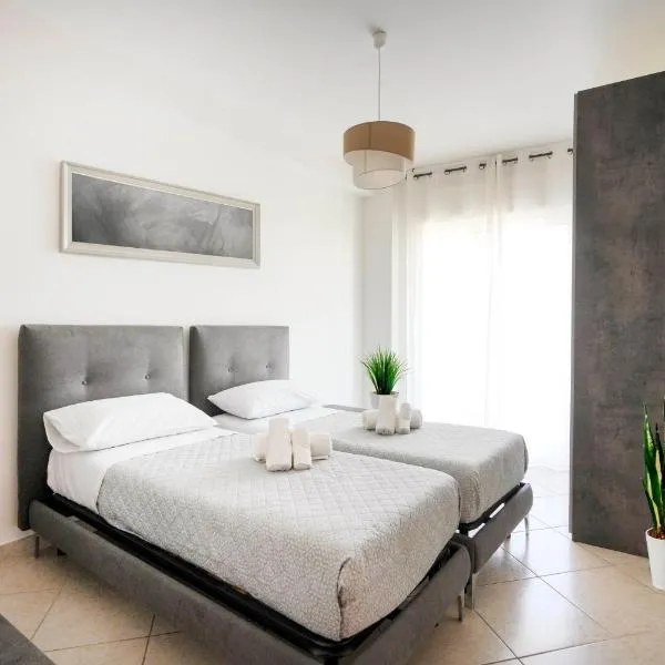 Mistral Suite Apartment - free private car park, hotel a Bari