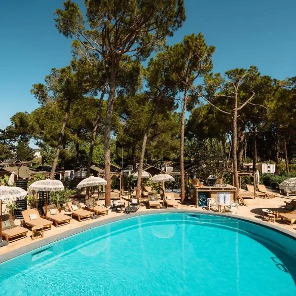 Parco Ibiza, by Camping San Antonio est 1961, hotel in San Antonio