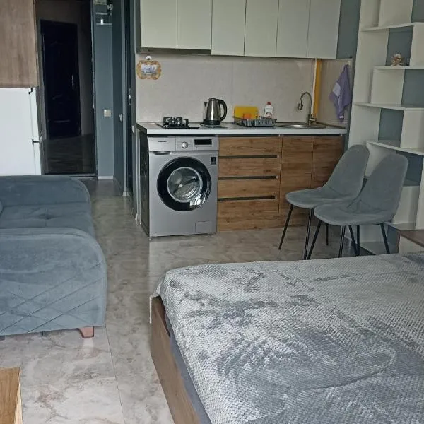 ПЕРВАЯ ЛИНИЯ Apartment Zhemchuzhina Ureki-6 STUDI0, hotel in Ureki