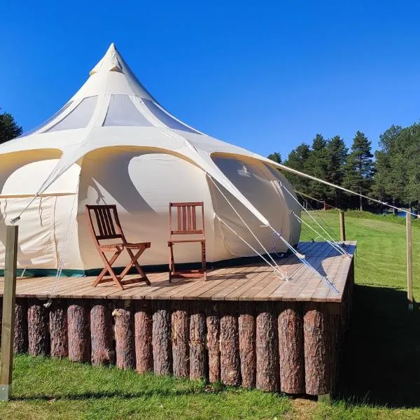 Glamping - Tent , Tält Zelt-Lodge Vindelälven, hotel in Blattnicksele