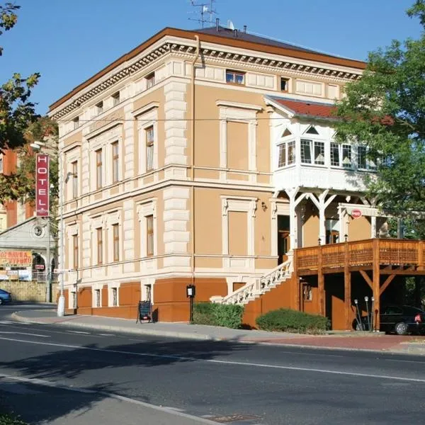 Hotel MERTIN, ξενοδοχείο σε Chomutov