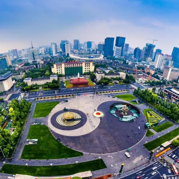 ISEYA Panoramic Hotel Chengdu Tianfu Square, Chunxi Road，位于成都的酒店
