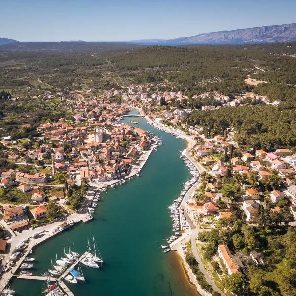 Hvar spa & apartment Romantic for two, hotel v destinaci Vrboska
