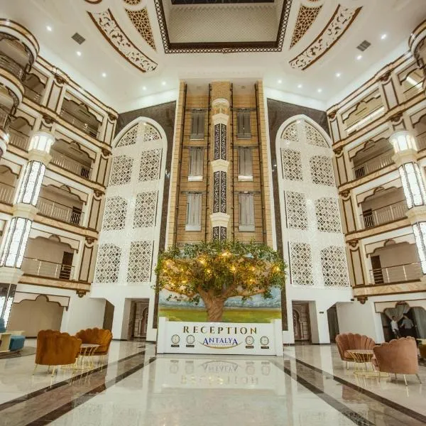Antalya Grand Palace Hotel, khách sạn ở Urganch