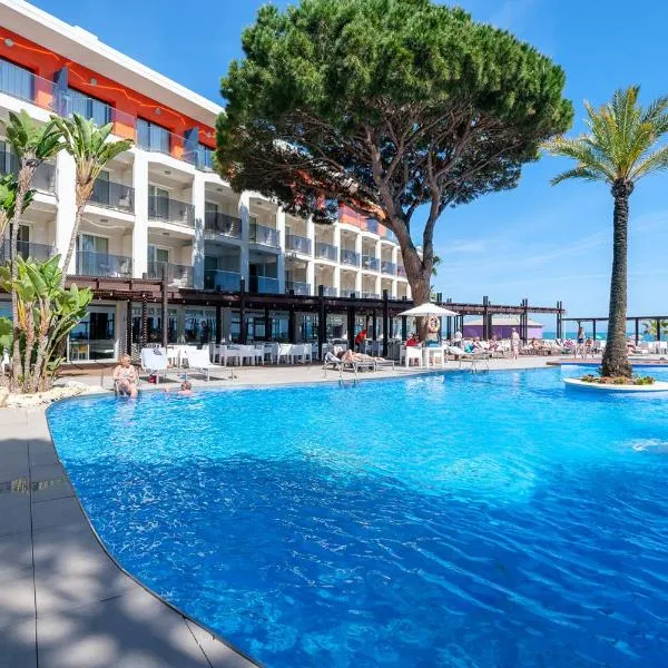 Estival Centurión Playa, hotel a Cambrils