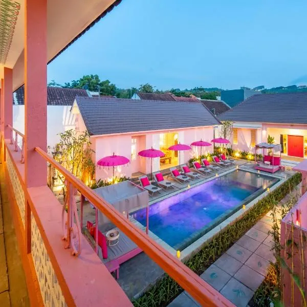 PinkPrivate Balangan - for Cool Adults Only, hotel in Jimbaran
