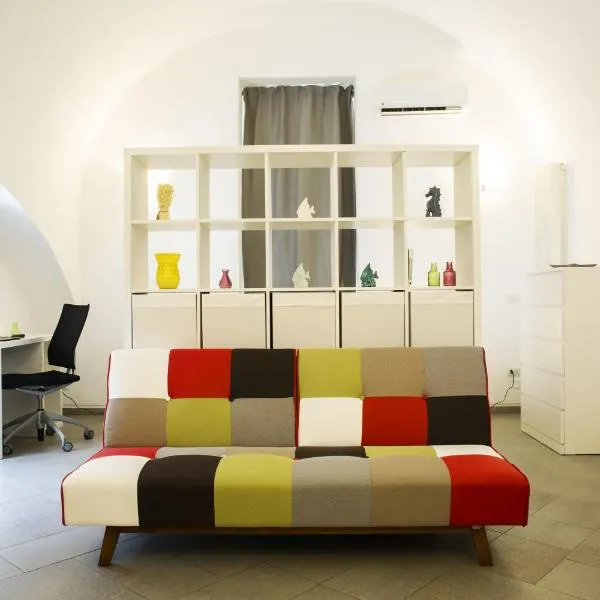 Donn'Anna - appartamento sul mare by Italianhost, hotel in Naples