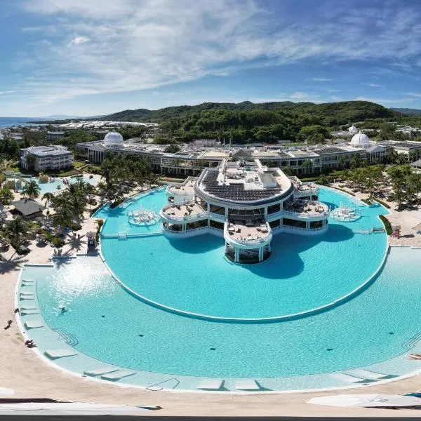 루세아에 위치한 호텔 The Signature Level at Grand Palladium Lady Hamilton Resort & Spa- All Inclusive