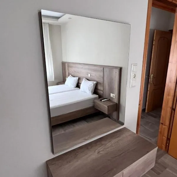 Hotel Filoxenia, hôtel à Neoi Poroi