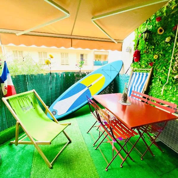 studio city center beach side free paddle beautiful terrace, hotel v Nici