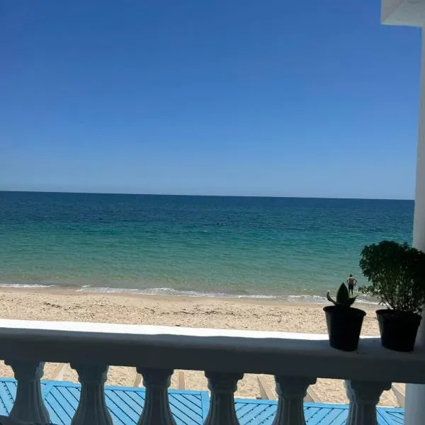 Pied dans l'Eau à Sousse méditerranéen, hotel in Sousse