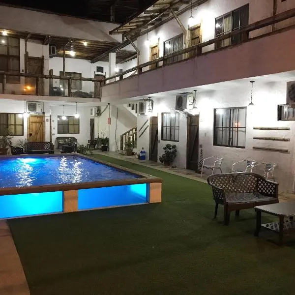 Crucita में, होटल El Viejo y El Mar Hostal Restaurante