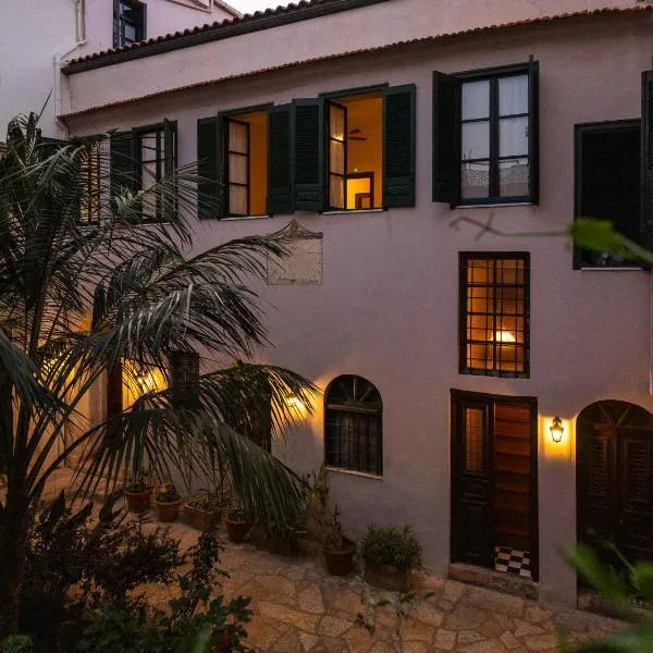 Sundial Lodge，位于干尼亚的酒店