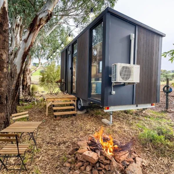 Pedlar Creek Tiny House by Tiny Away, hotel in McLaren Vale