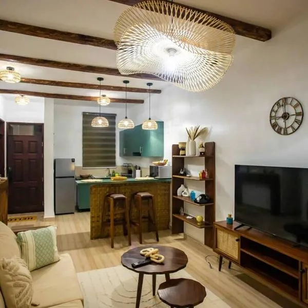 Rustic Haven Lakeside Condo in Entebbe, hotel Entebbében