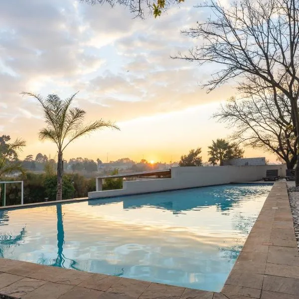 ANEW Hotel & Convention Centre OR Tambo Johannesburg, hotel v destinaci Benoni