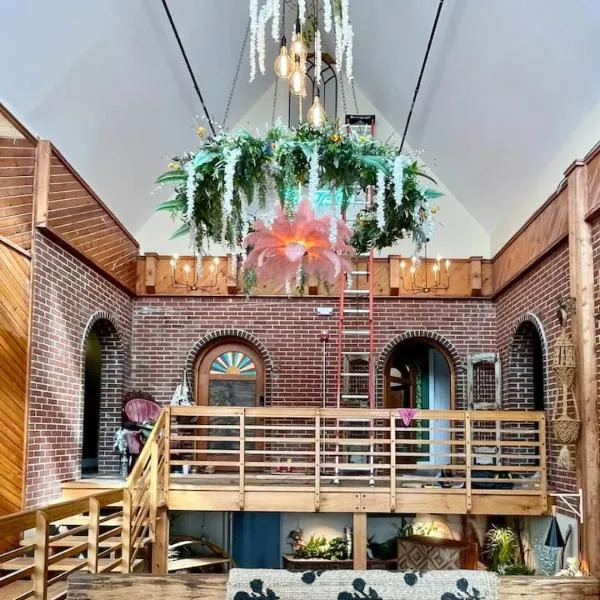 The Atrium - A Boutique Hotel - Suite 17, ξενοδοχείο σε Perryville