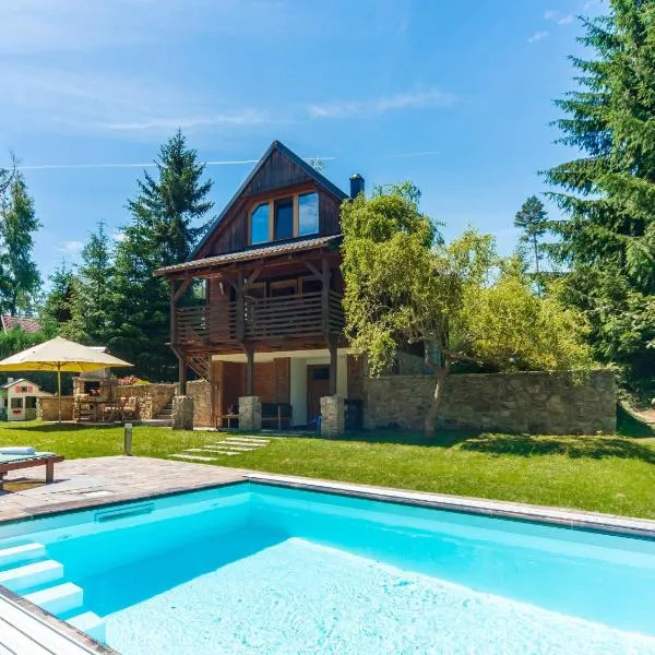 Holiday Home Bila Retreat with Pool by Interhome, ξενοδοχείο σε Blažejov