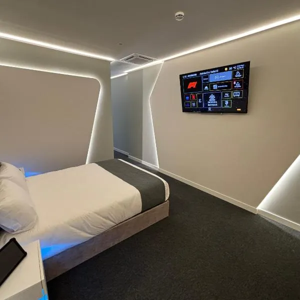 Futurotel Sevilla, hotel in Seville