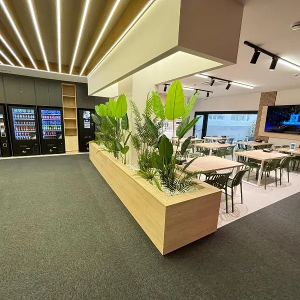 Futurotel Sevilla, hotel a Siviglia