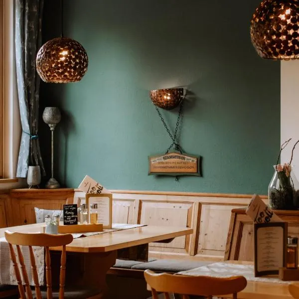 Landhotel Gary、Wolframs-Eschenbachのホテル