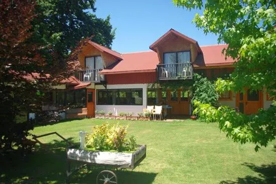 Hotel Los Pequenes, ξενοδοχείο σε El Romeral