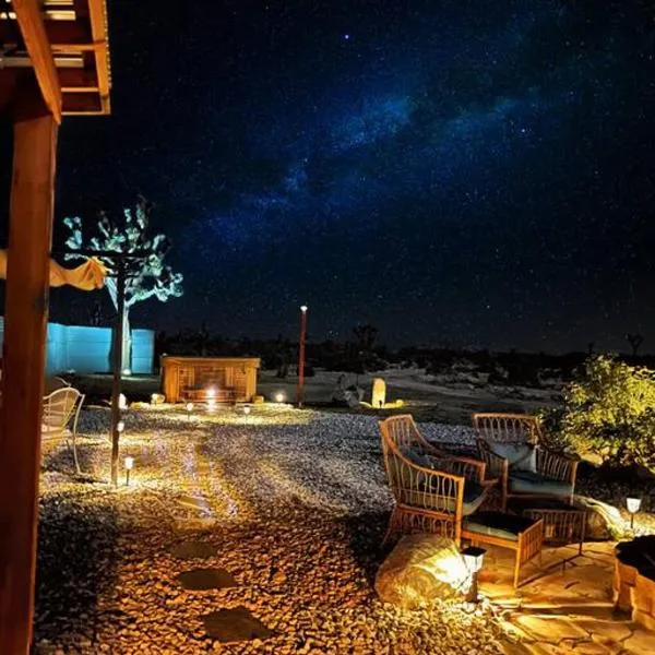 The Desert Shire Stargazing,Cold Plung & LargeSpa, hotel in Yucca Valley