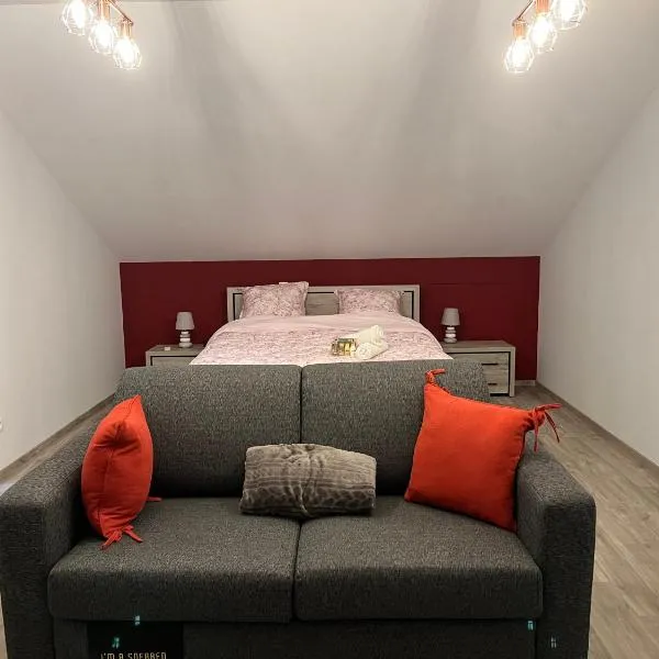 Lauralys, Hotel in Mons