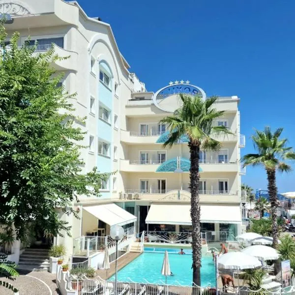 Luxor Beach Boutique Hotel Cattolica, hotel in Cattolica