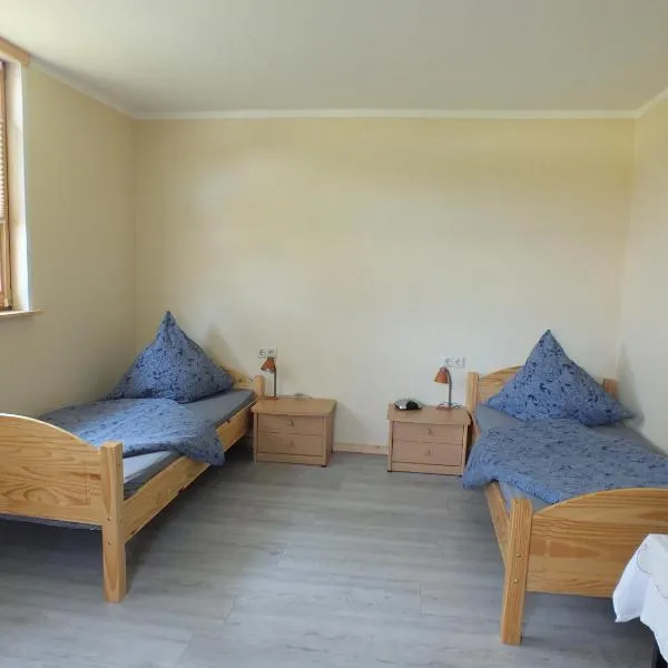 Bungalow 8 Mini, hotel in Pruchten