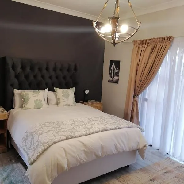 At30 OverNite Stay, hotel v destinaci Potchefstroom